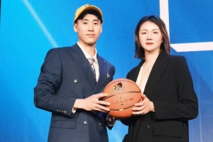 江苏男篮将与曹芷豪完成签约 后者确定将会出战夏季联赛